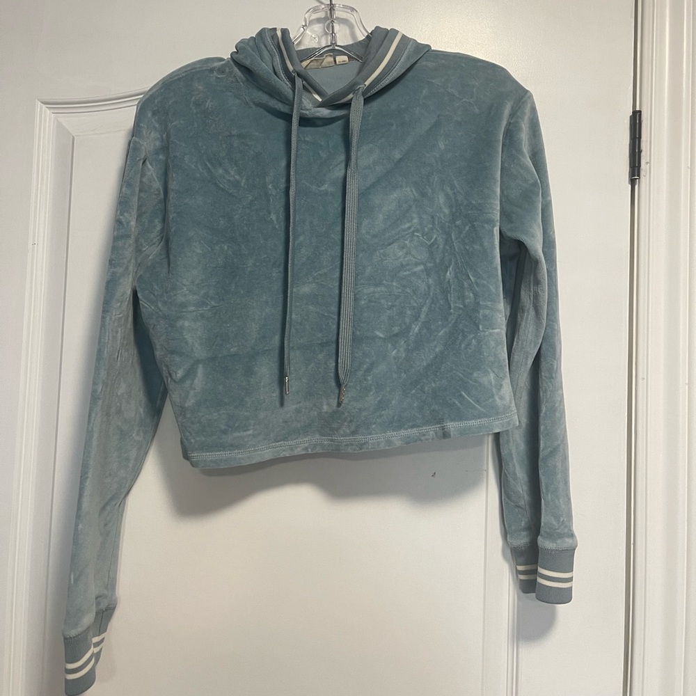 Harlow blue Velvet cropped hoodie